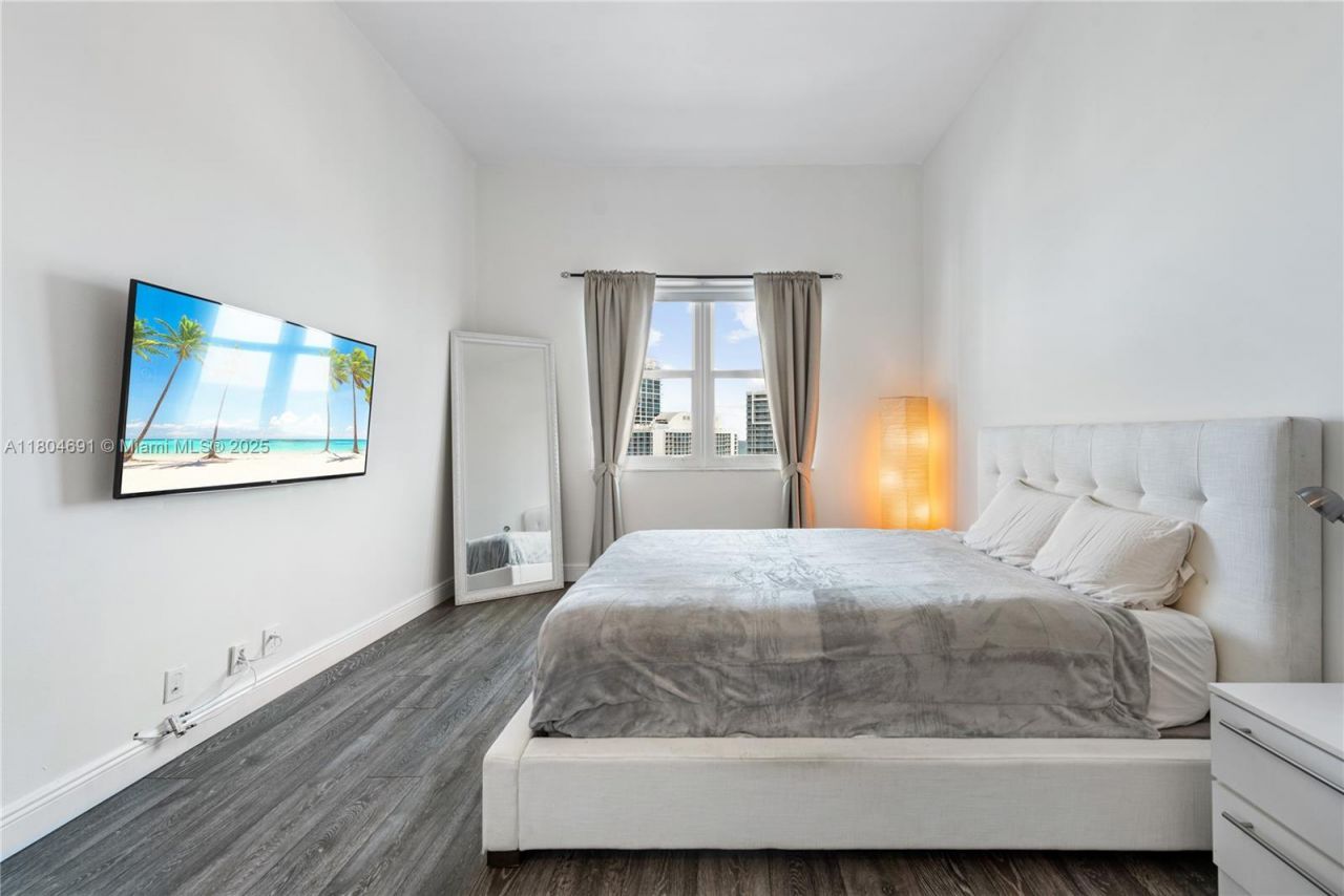 6770 Indian Creek Dr, Unit TSA1, Miami Beach, FL 33141 Photo