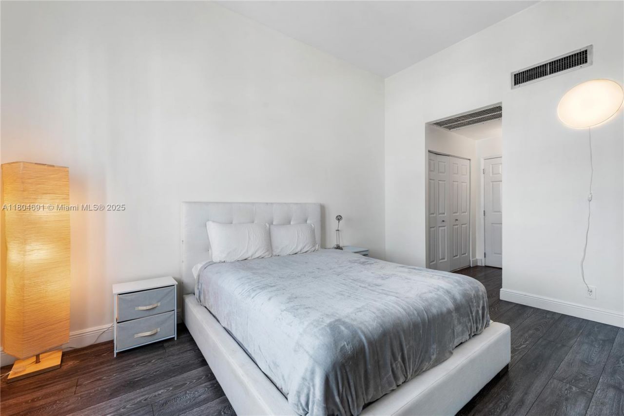 6770 Indian Creek Dr, Unit TSA1, Miami Beach, FL 33141 Photo