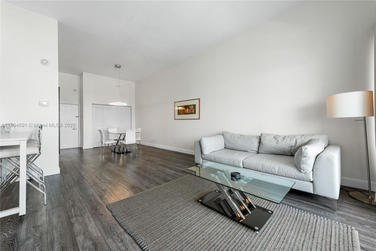 6770 Indian Creek Dr, Unit TSA1, Miami Beach, FL 33141 Photo