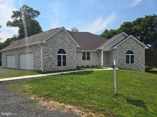 8325 GROVE ANGLE ROAD, ELLICOTT CITY, MD 21043
