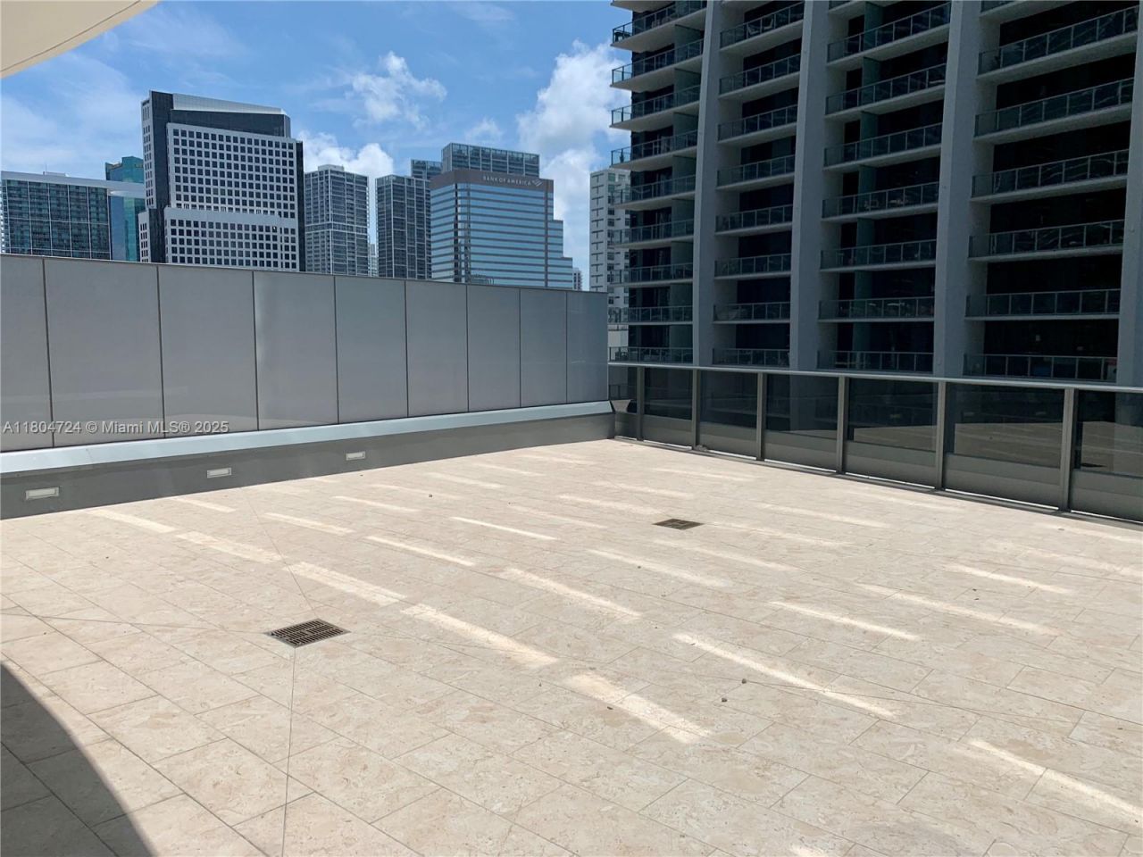 1000 Brickell Plz, Unit 1805, Miami, FL 33131 Photo