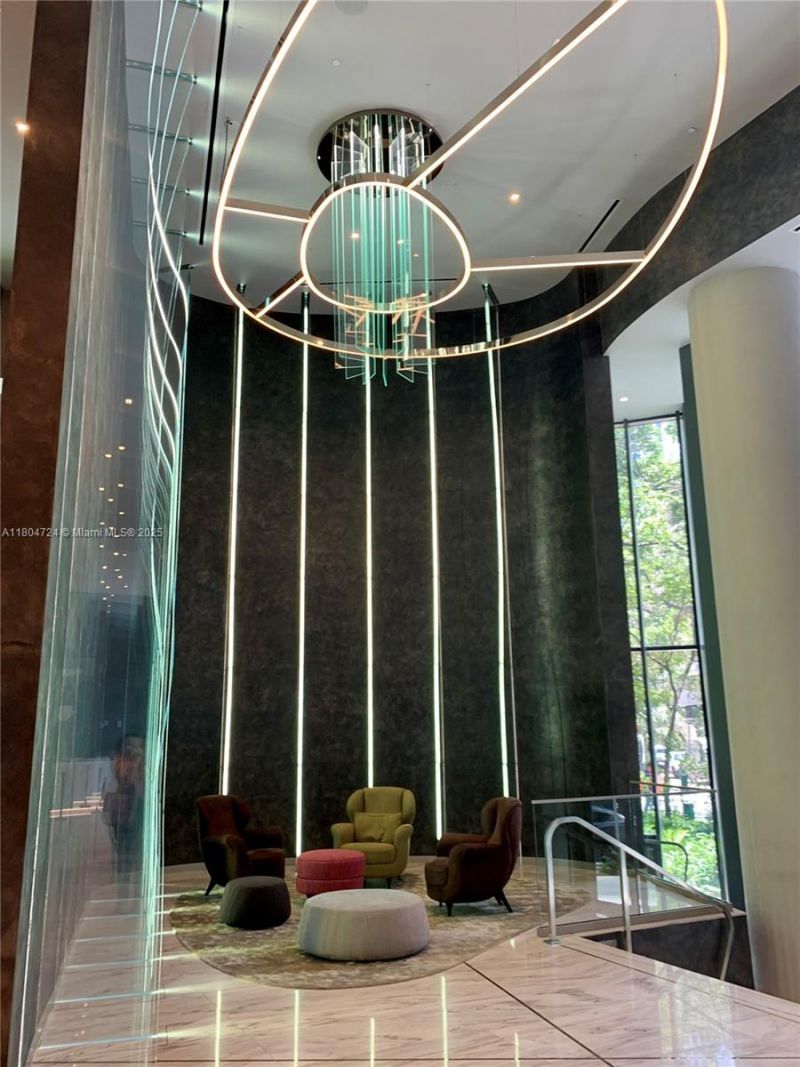 1000 Brickell Plz, Unit 1805, Miami, FL 33131 Photo