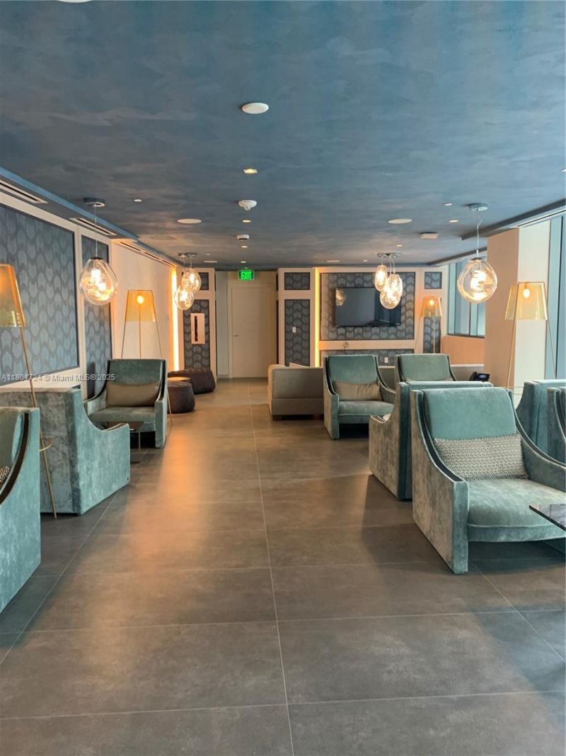 1000 Brickell Plz, Unit 1805, Miami, FL 33131 Photo