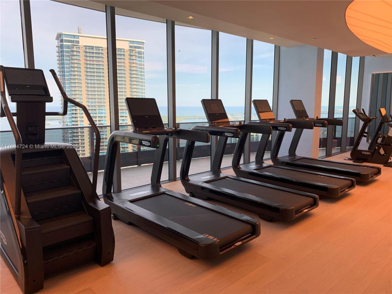 1000 Brickell Plz, Unit 1805, Miami, FL 33131 Photo