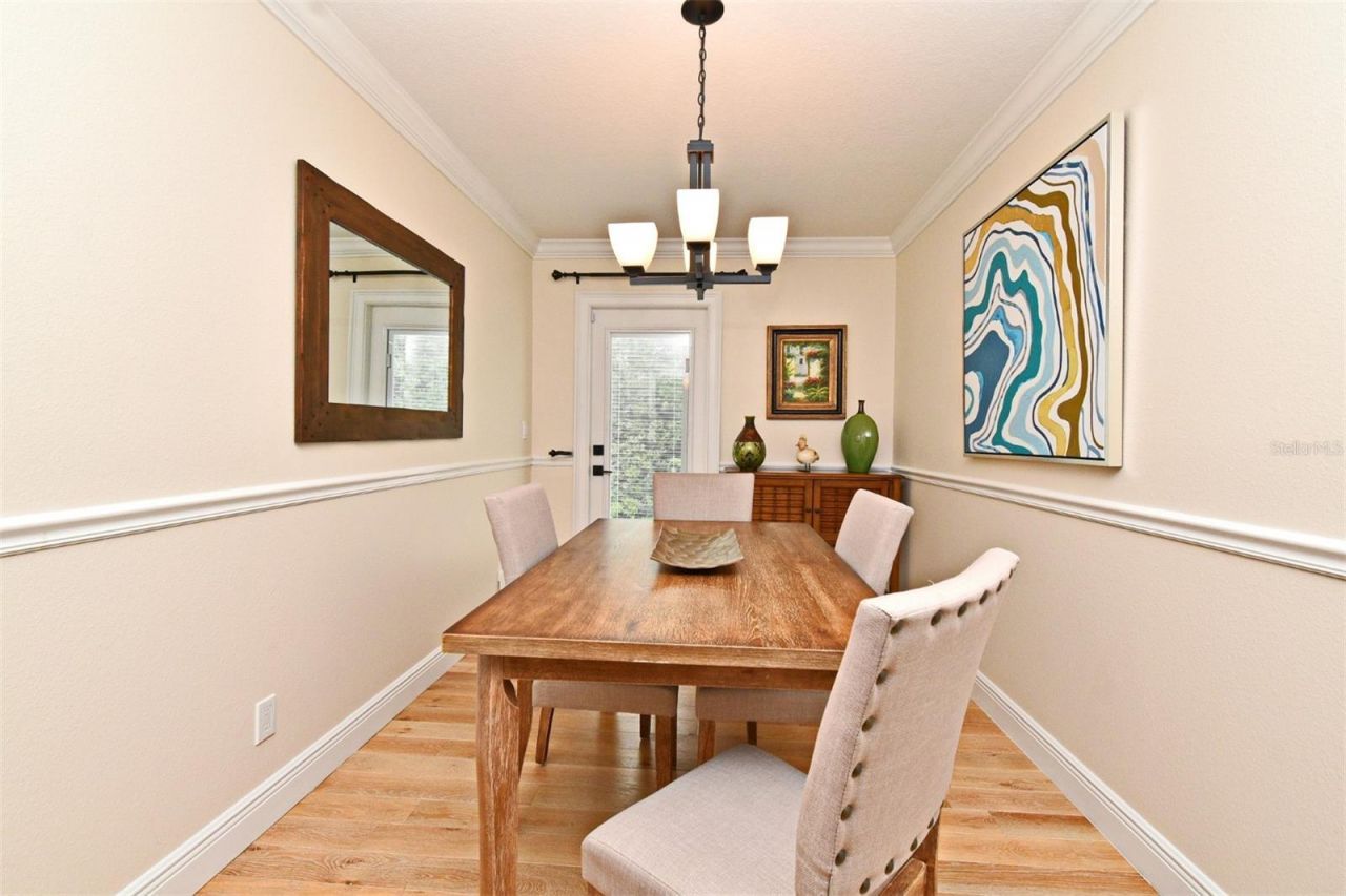 507 N Peninsula Avenue, New Smyrna Beach, FL 32169 Photo