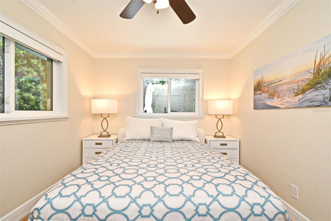 507 N Peninsula Avenue, New Smyrna Beach, FL 32169 Photo