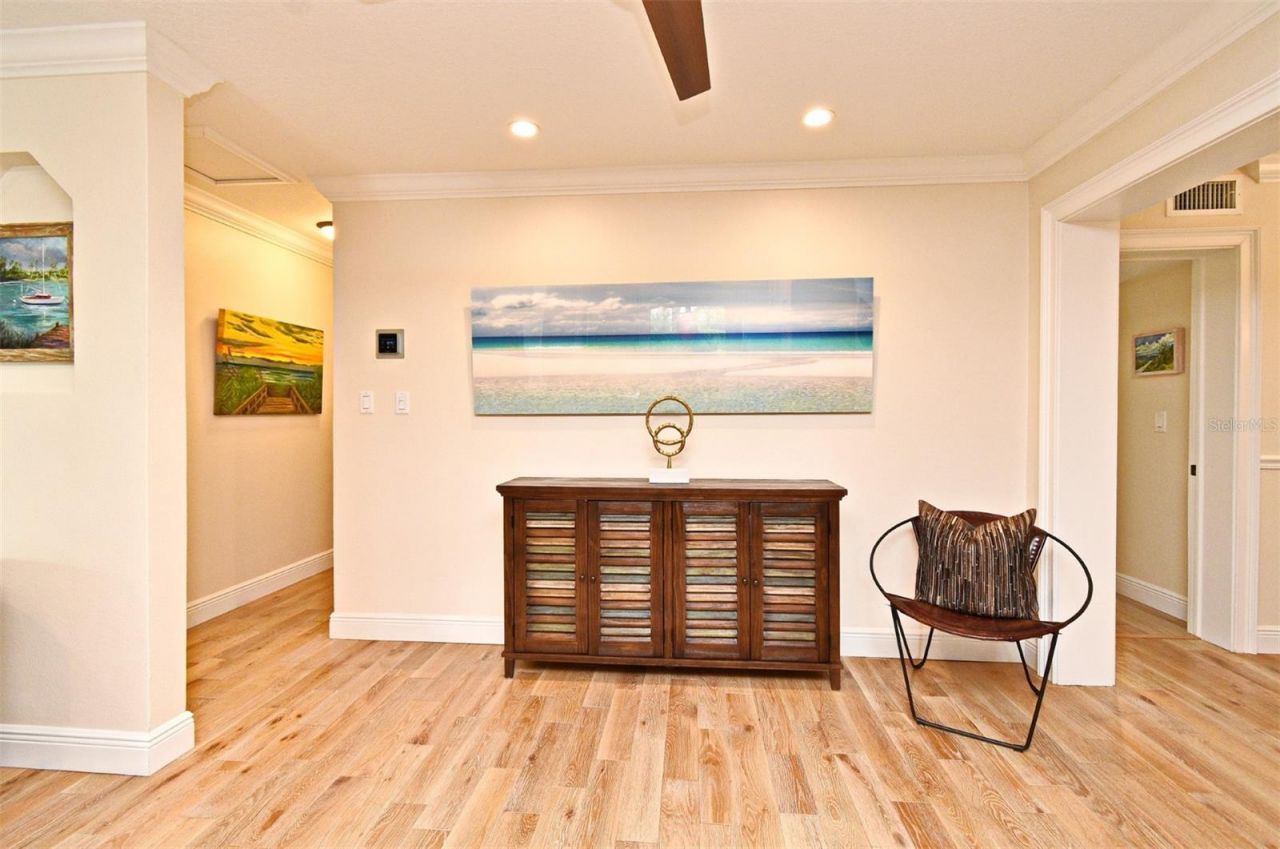 507 N Peninsula Avenue, New Smyrna Beach, FL 32169 Photo