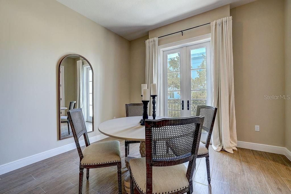 525 N Orange Avenue, Unit 202, Sarasota, FL 34236 Photo