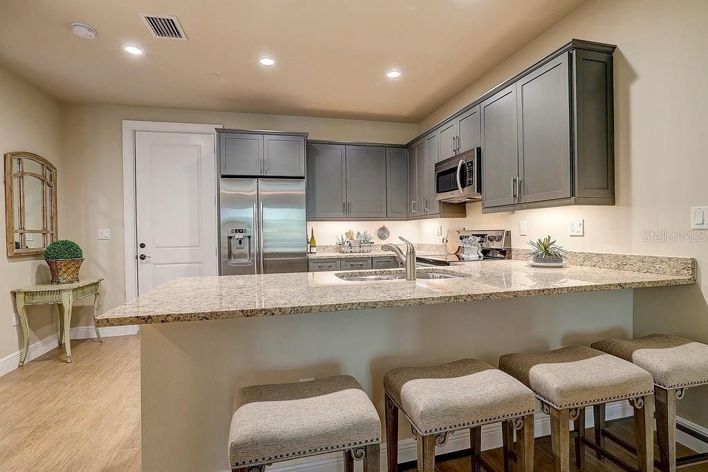 525 N Orange Avenue, Unit 202, Sarasota, FL 34236 Photo