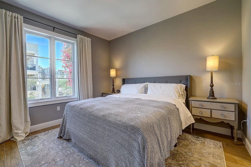 525 N Orange Avenue, Unit 202, Sarasota, FL 34236 Photo