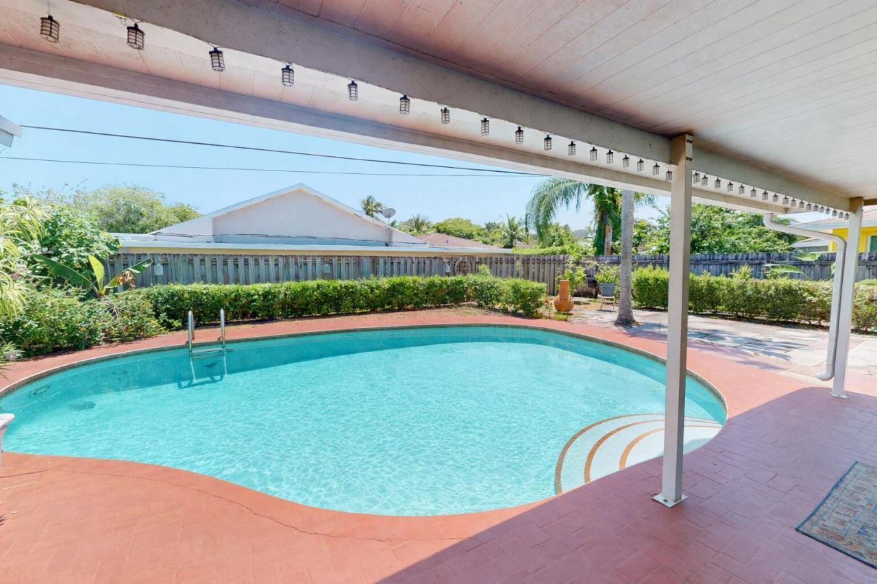 1630 40th Street, West Palm Beach, FL 33407 Photo