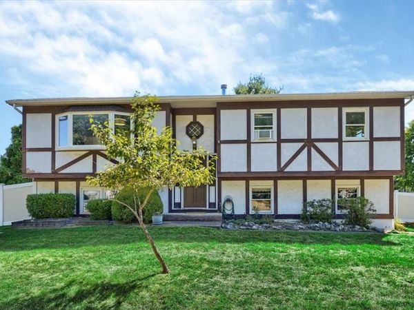 31 Gleason Drive, Thiells, NY 10984