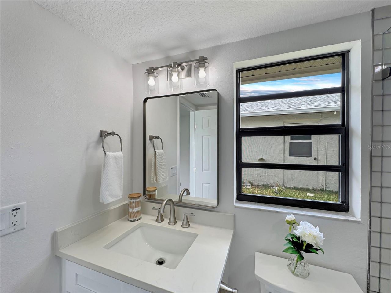 9907 Island Harbor Drive, Port Richey, FL 34668 Photo