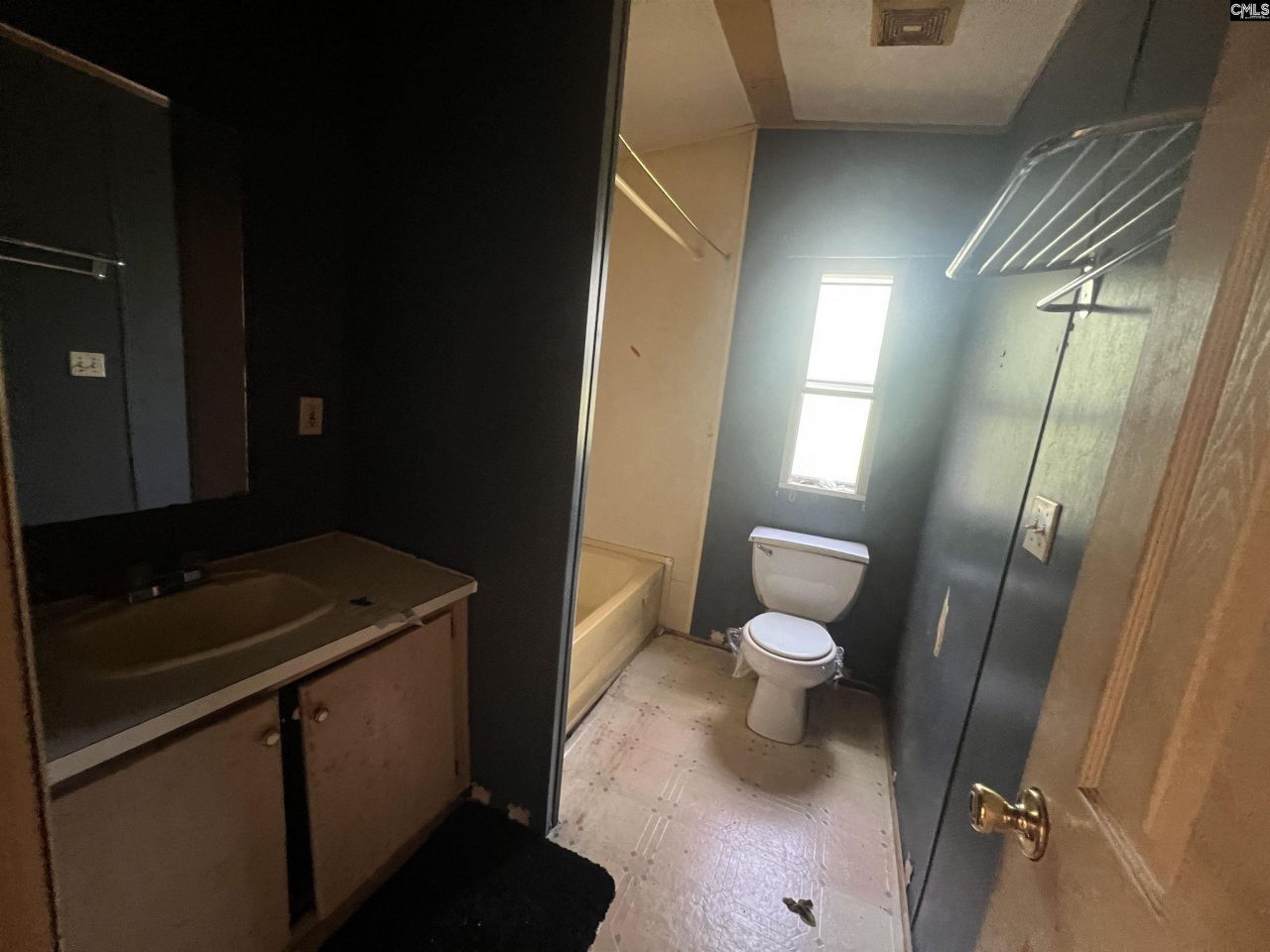 216 Cannon Street Photo 19