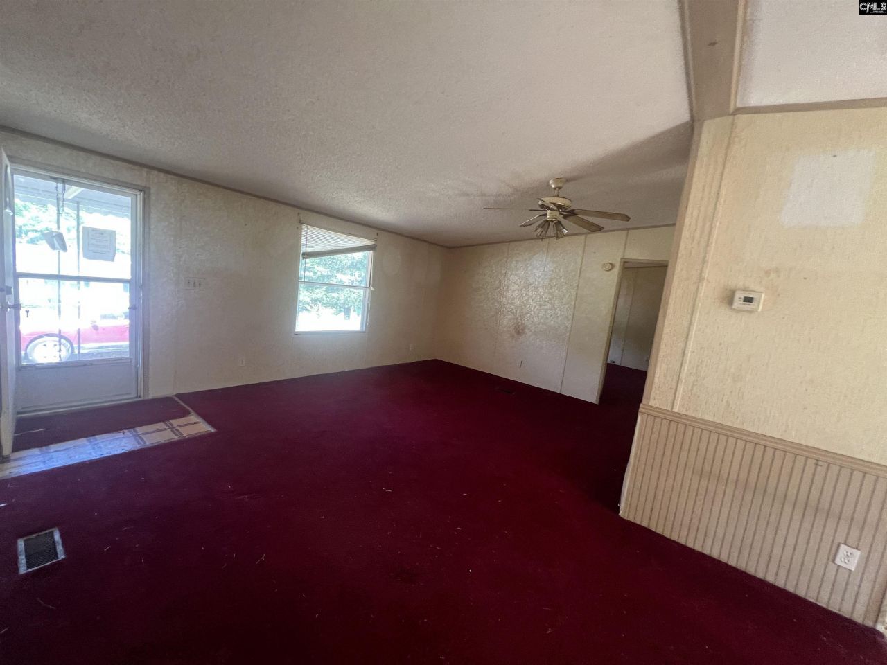 216 Cannon Street Photo 8