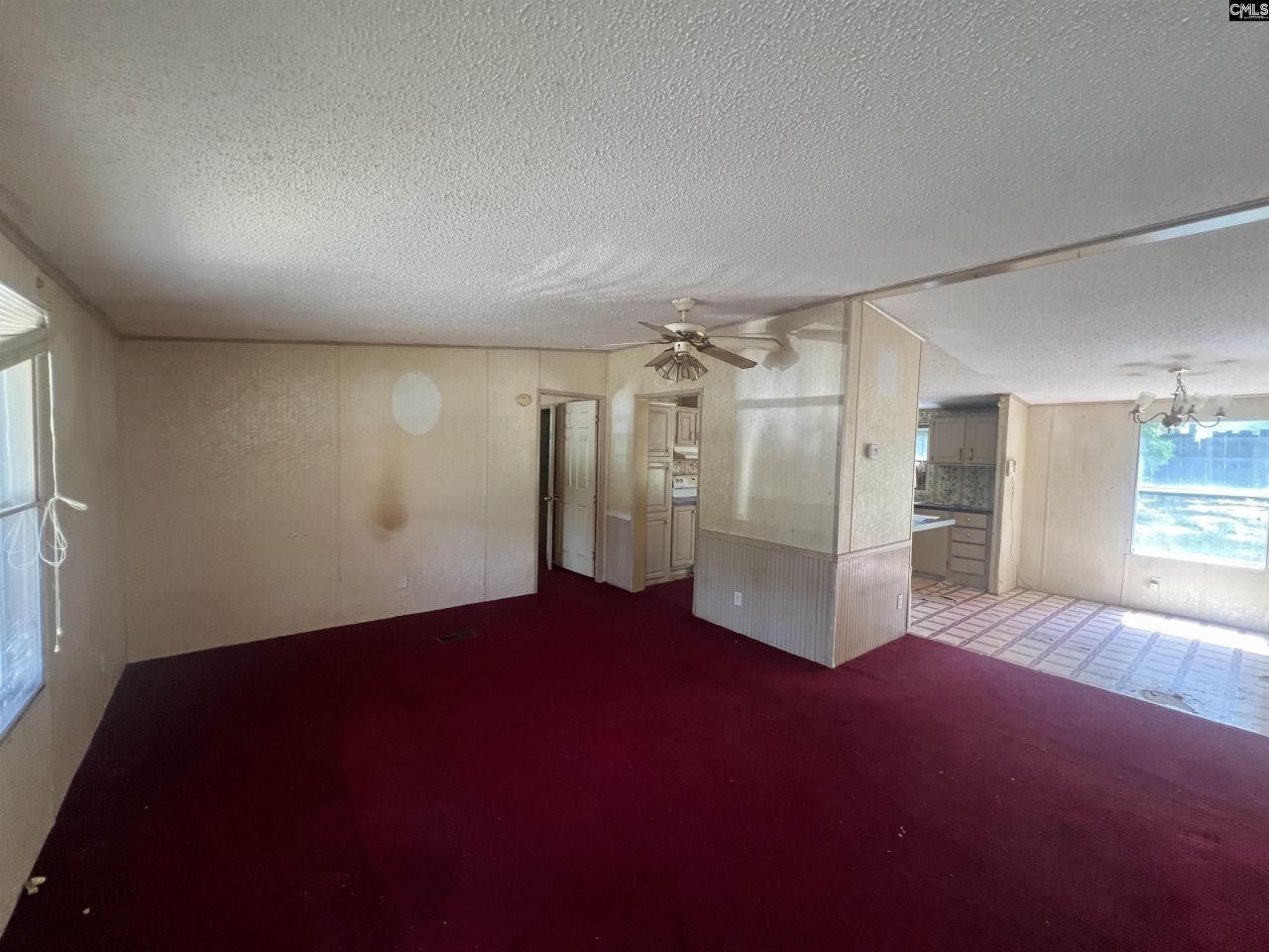 216 Cannon Street Photo 9