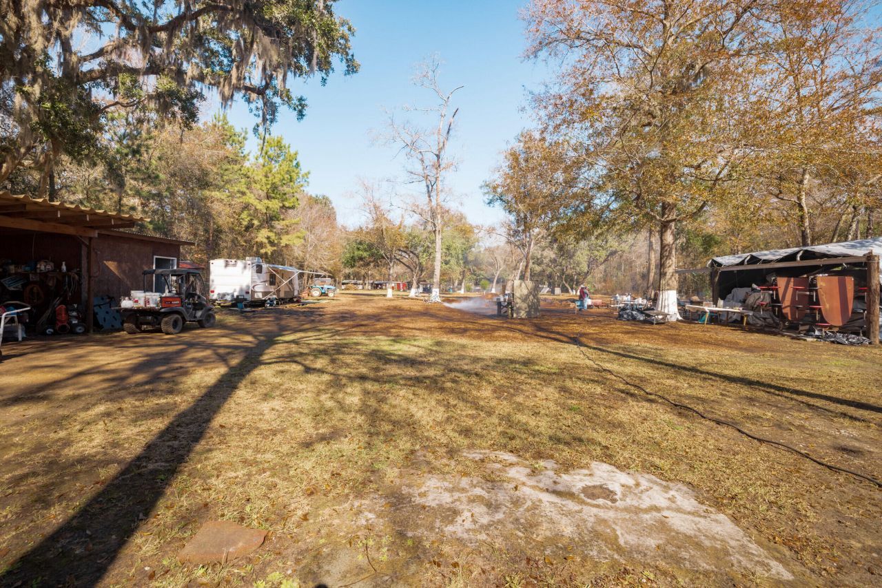 4294 River Road Photo 30