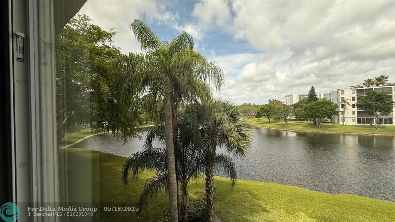 2108 S Cypress Bend Drive, Unit 306, Pompano Beach, FL 33069 Photo