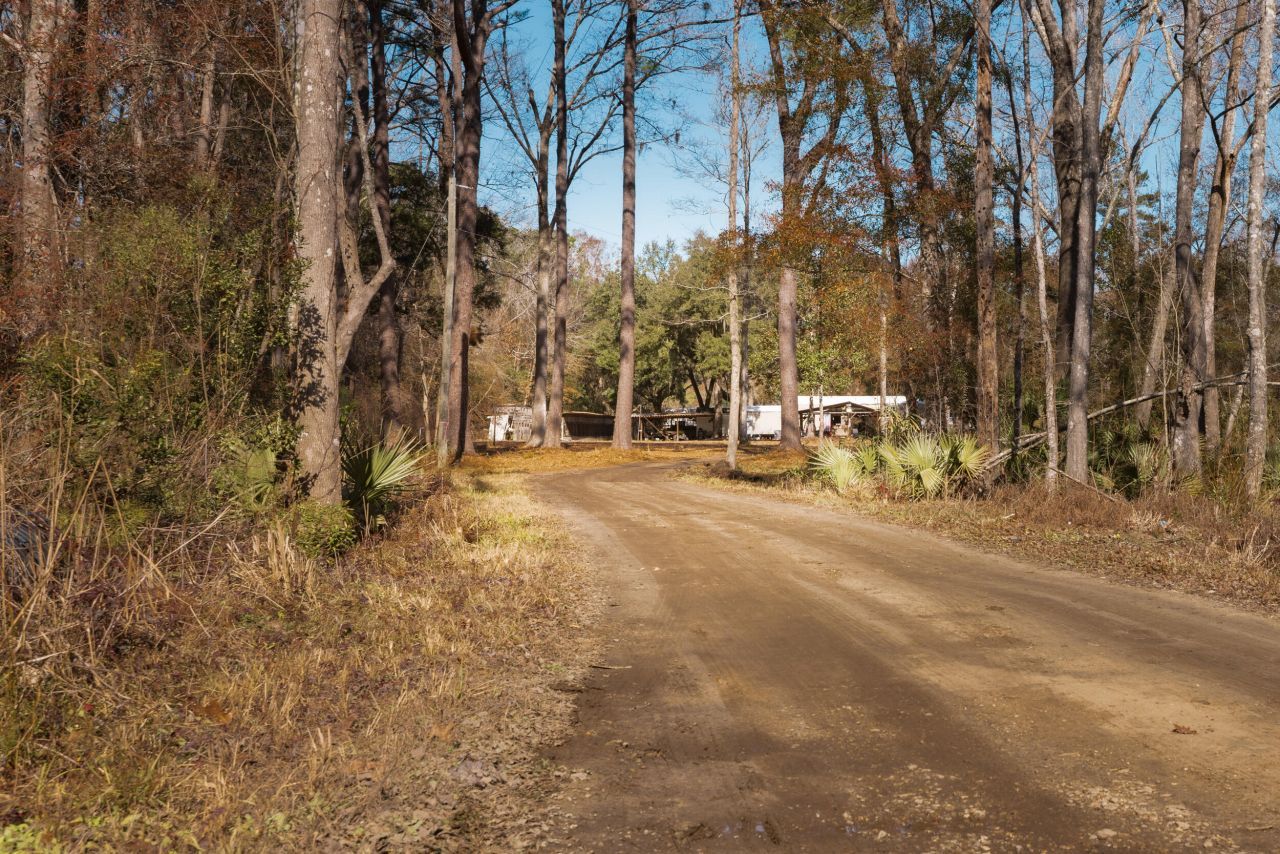 4294 River Road Photo 19