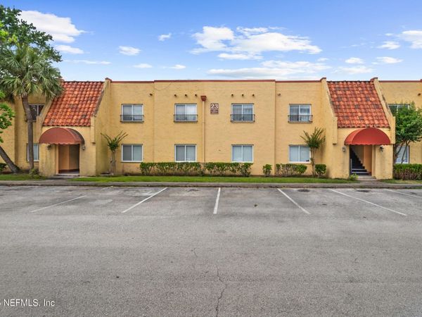 6552 LA MIRADA Drive E, Unit 7, Jacksonville, FL 32217