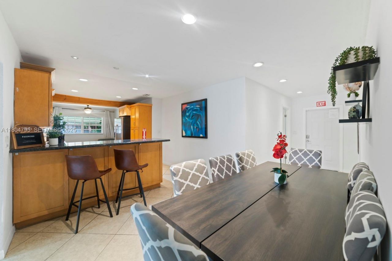 2708 Cleveland St, Hollywood, FL 33020 Photo