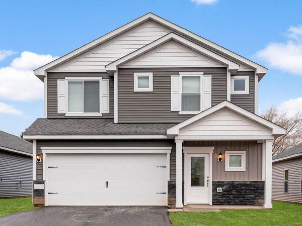 402 Redwood Street N, Cambridge, MN 55008