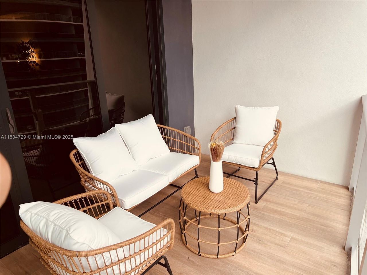 1010 Brickell Ave, Unit 2710, Miami, FL 33131 Photo