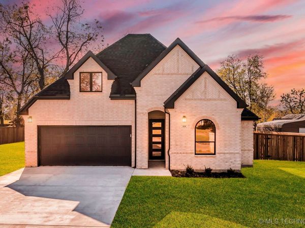 408 E Cherokee Street, Marietta, OK 73448