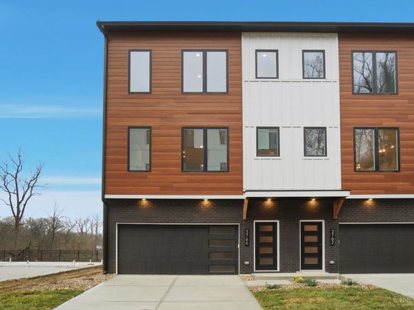 3766 Miami Run, Unit 13, Mariemont, OH 45227