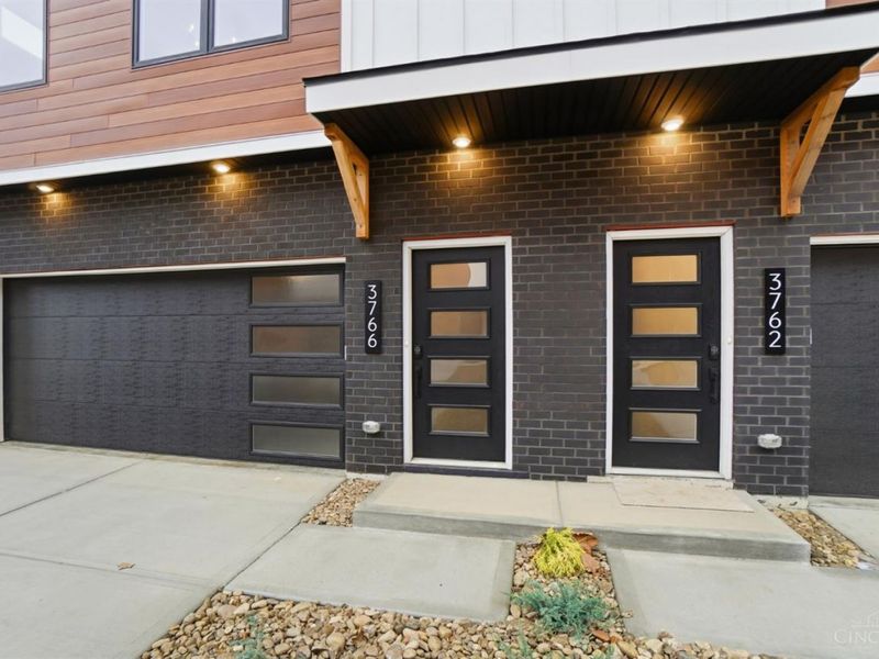 3766 Miami Run, Unit 13, Mariemont, OH 45227 Photo 3