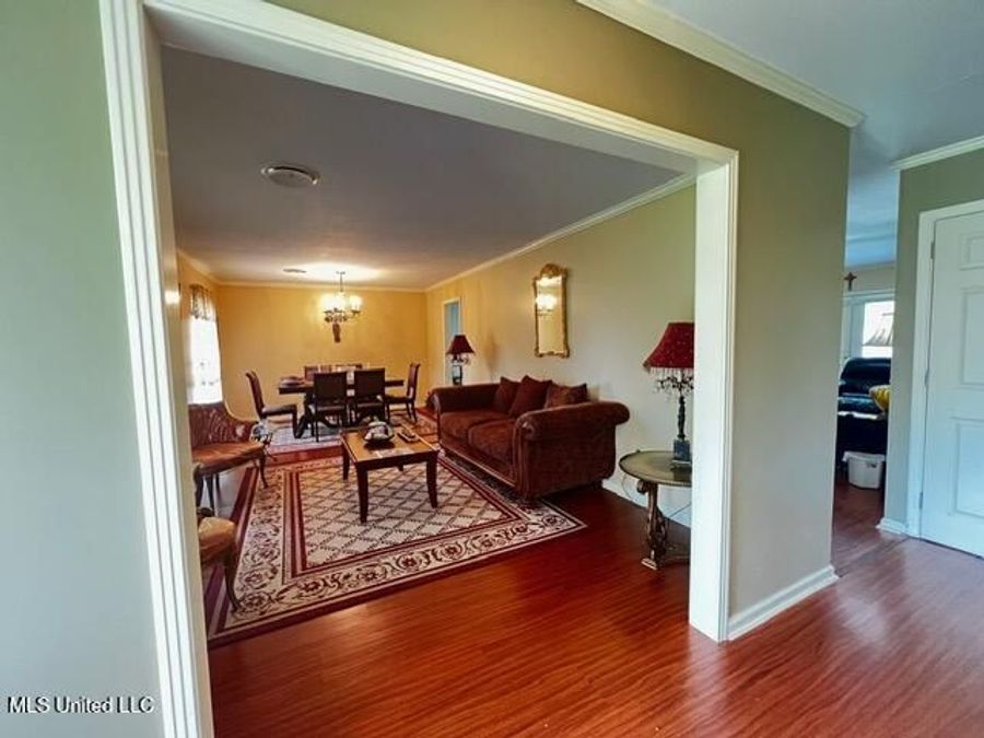 Property Image 4