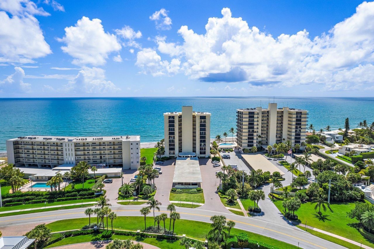 200 Beach Road, Unit 102, Tequesta, FL 33469 Photo