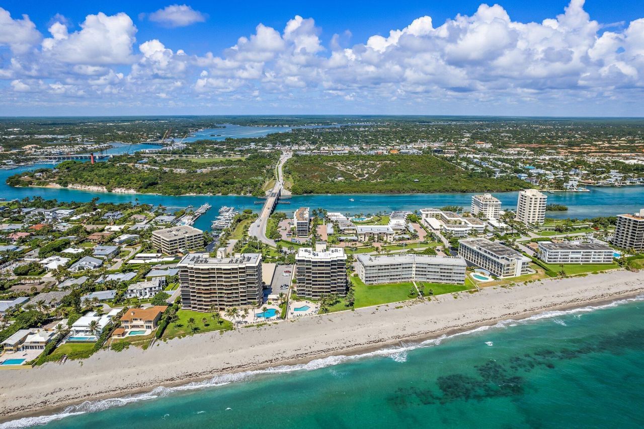 200 Beach Road, Unit 102, Tequesta, FL 33469 Photo