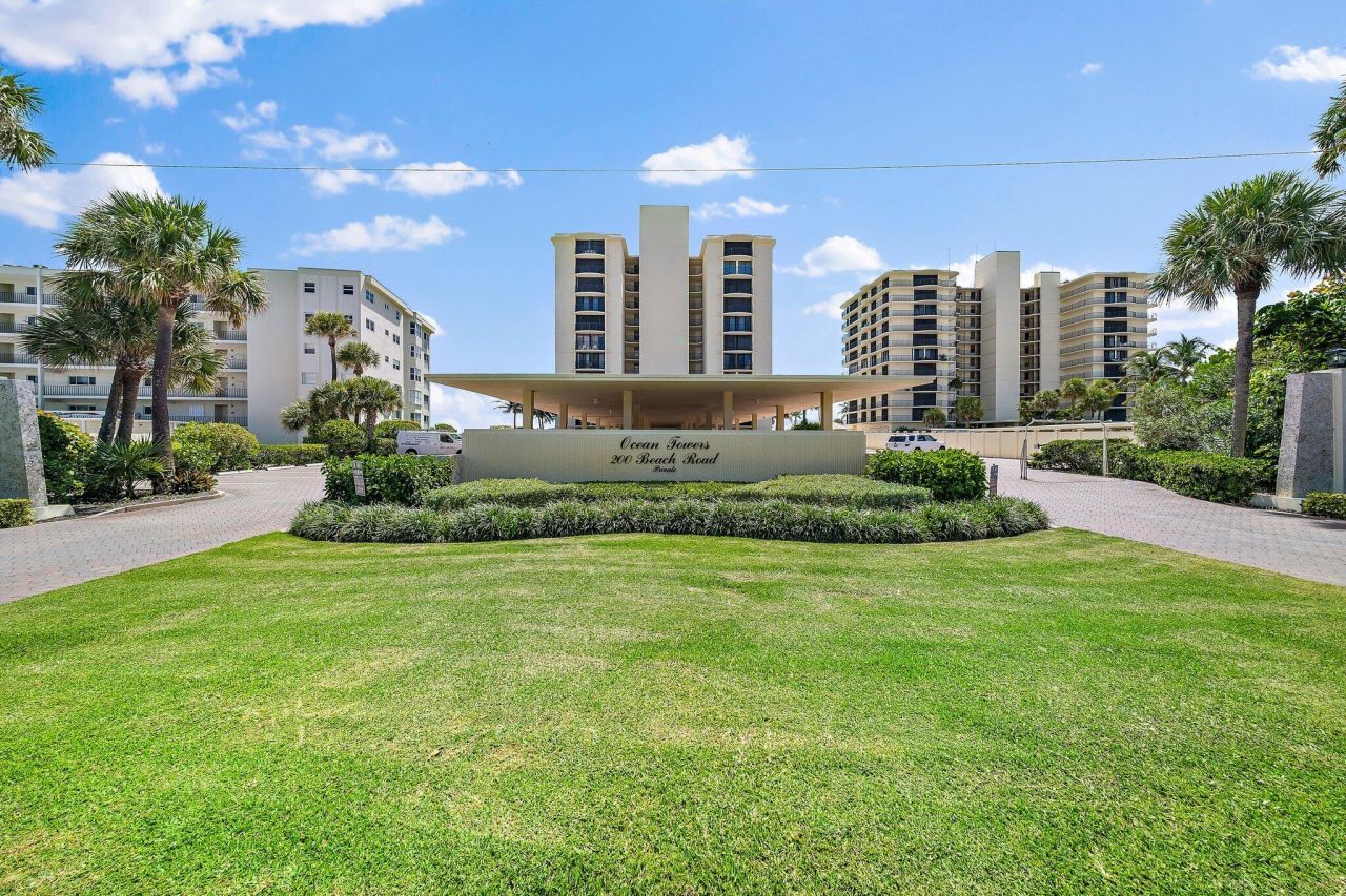 200 Beach Road, Unit 102, Tequesta, FL 33469 Photo