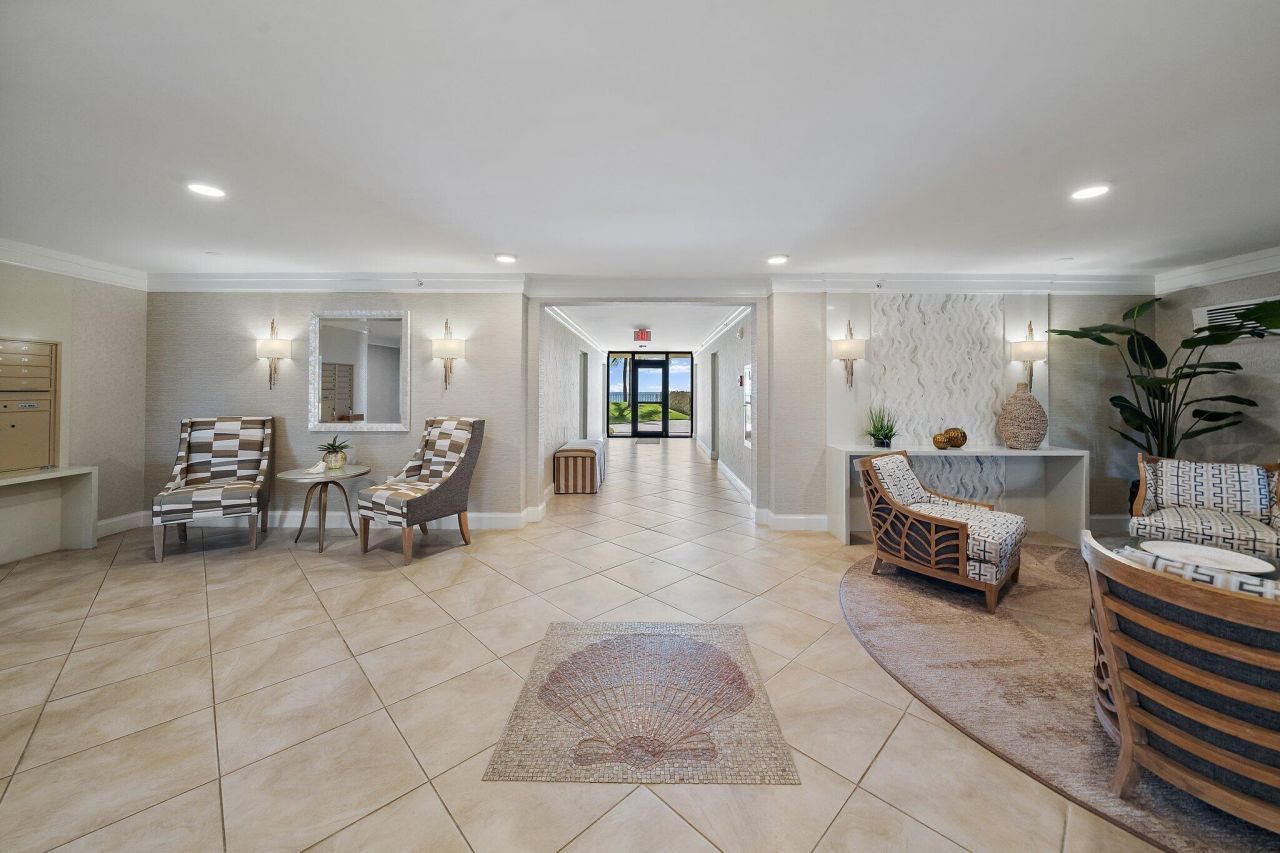 200 Beach Road, Unit 102, Tequesta, FL 33469 Photo