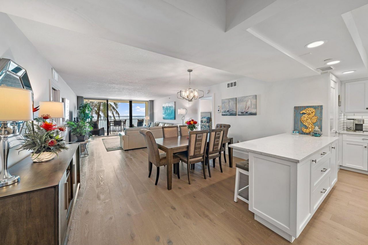 200 Beach Road, Unit 102, Tequesta, FL 33469 Photo