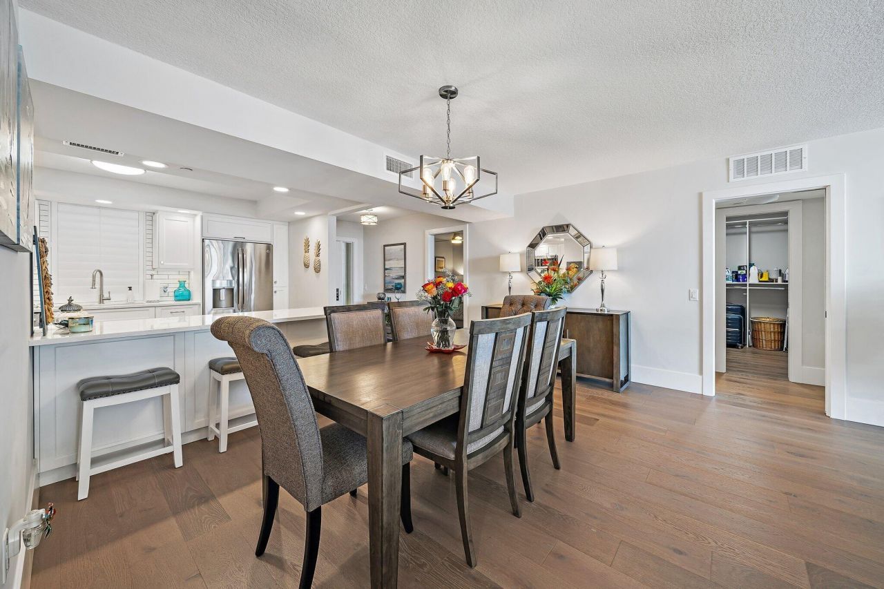 200 Beach Road, Unit 102, Tequesta, FL 33469 Photo