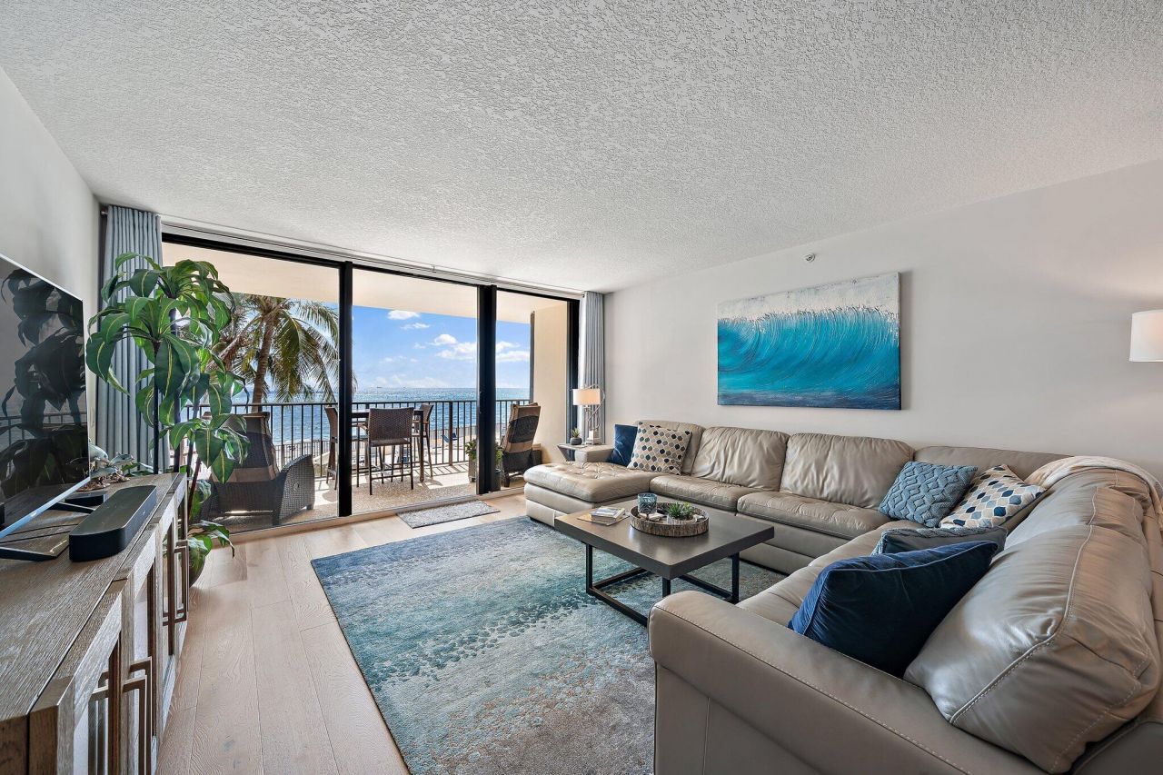 200 Beach Road, Unit 102, Tequesta, FL 33469 Photo