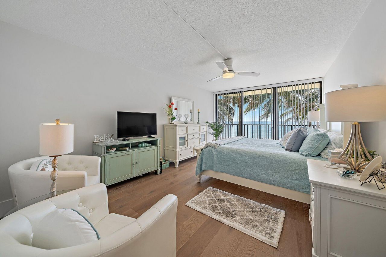 200 Beach Road, Unit 102, Tequesta, FL 33469 Photo