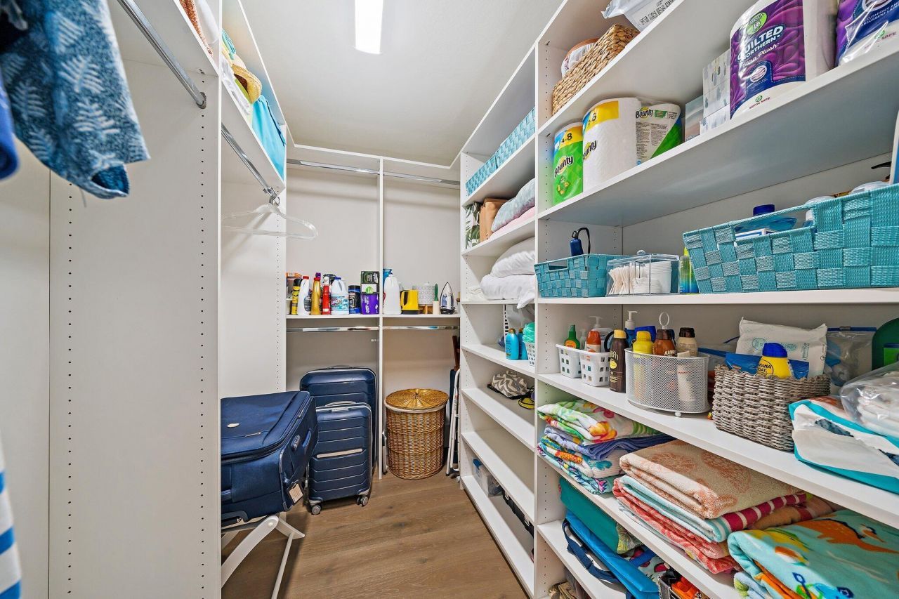 200 Beach Road, Unit 102, Tequesta, FL 33469 Photo