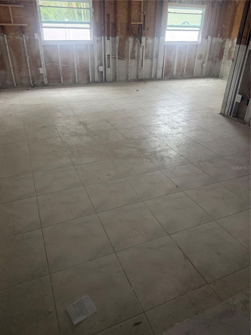 4824 Huntington Street Ne, Saint Petersburg, FL 33703 Photo