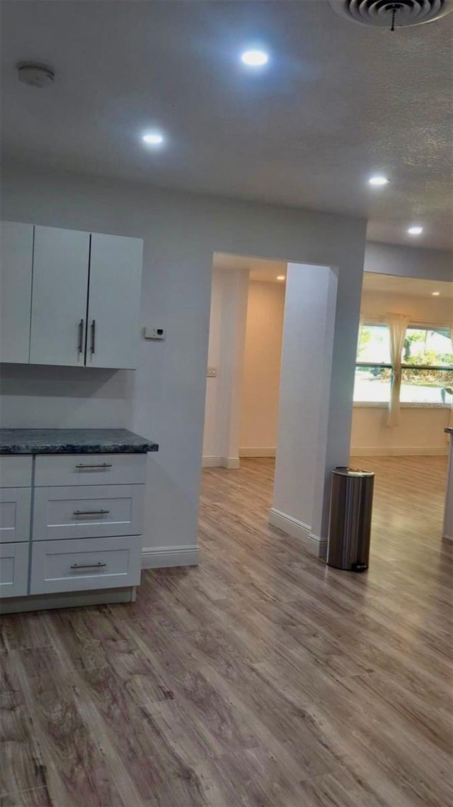 4824 Huntington Street Ne, Saint Petersburg, FL 33703 Photo