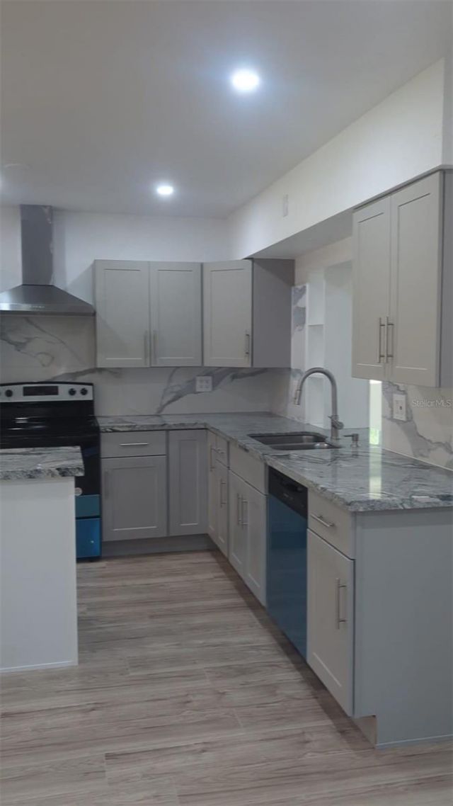 4824 Huntington Street Ne, Saint Petersburg, FL 33703 Photo