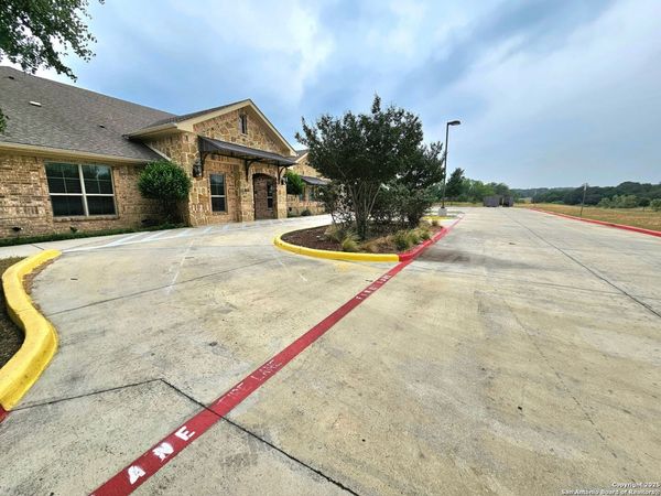 8615 Mystic Park, San Antonio, TX 78254