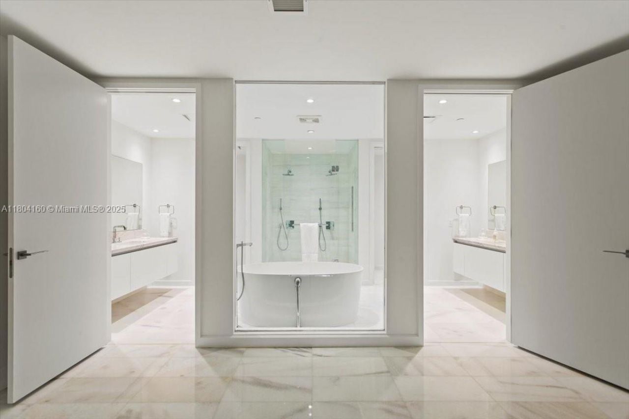 700 NE 26th Ter, Unit 3903, Miami, FL 33137 Photo