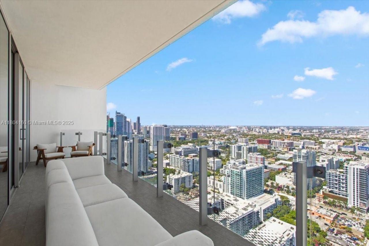 700 NE 26th Ter, Unit 3903, Miami, FL 33137 Photo