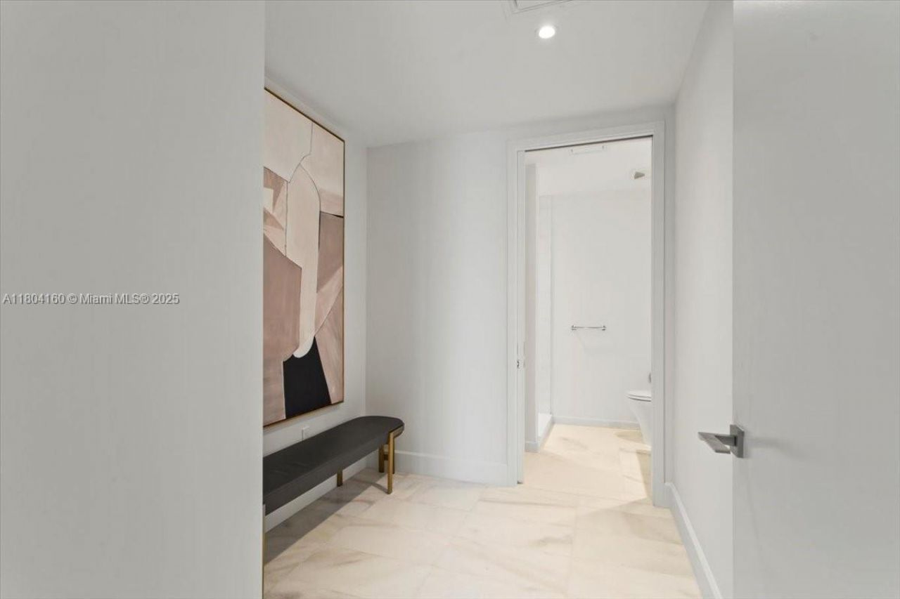 700 NE 26th Ter, Unit 3903, Miami, FL 33137 Photo