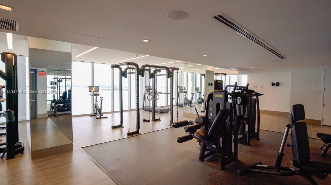 700 NE 26th Ter, Unit 3903, Miami, FL 33137 Photo