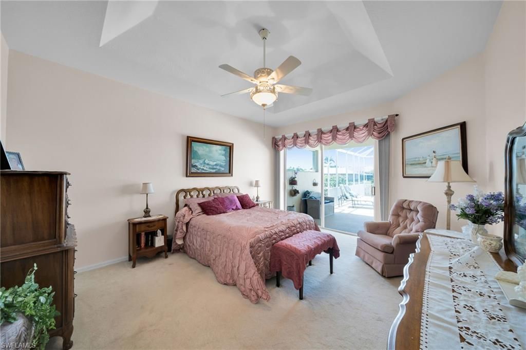 2010 SE 13th Ter, Cape Coral, FL 33990 Photo