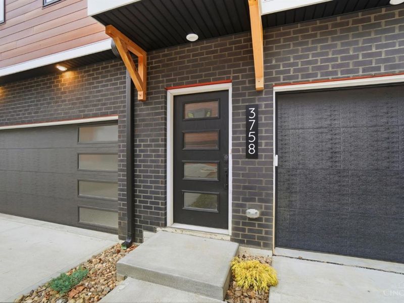 3758 Miami Run, Unit 15, Mariemont, OH 45227 Photo 4